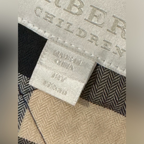 Authentic Burberry Quilted Barn Jacket Navy Blue Girls Size 12Y EUC - Picture 10 of 11